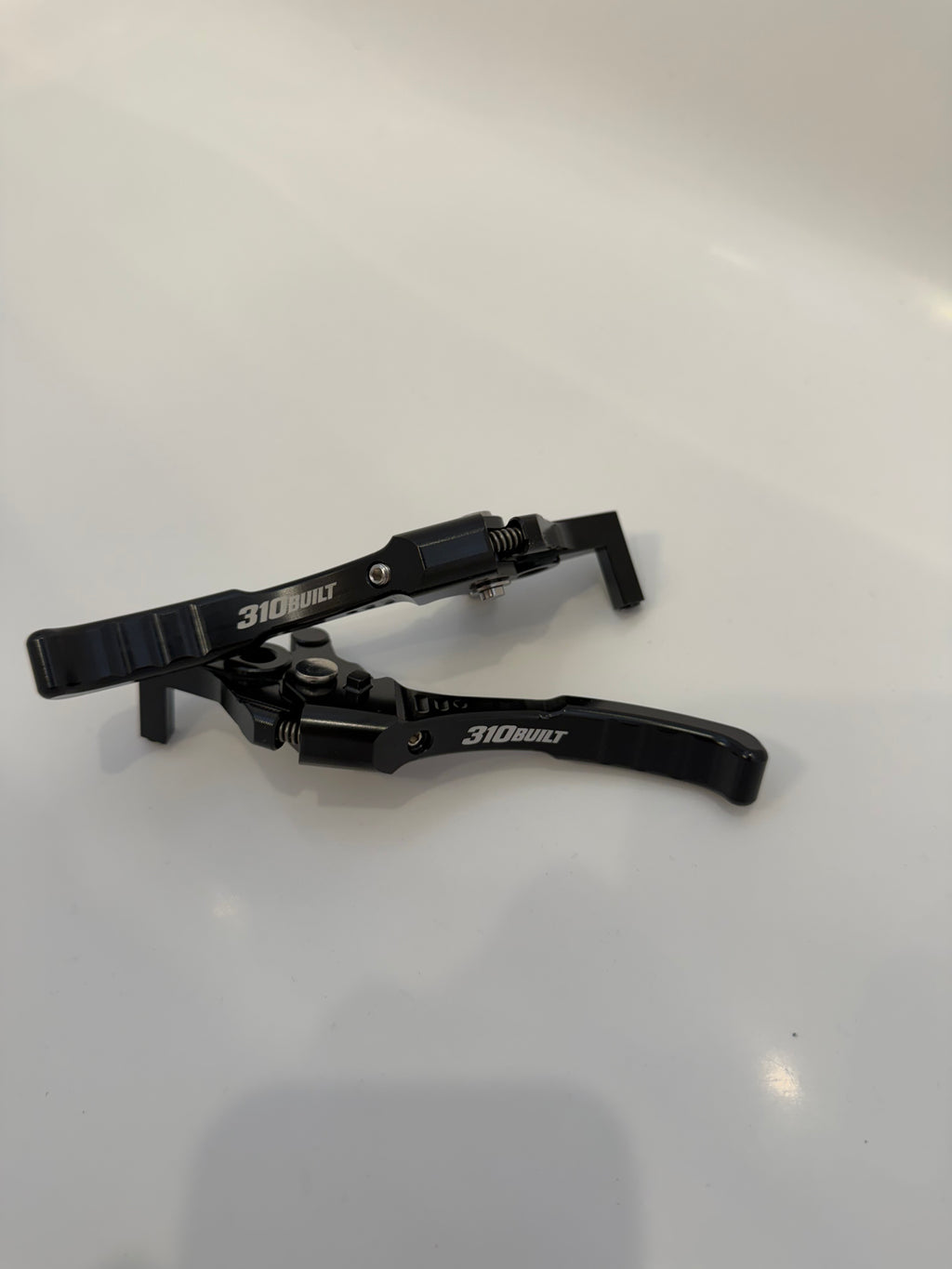 Black ultra bee brake levers ￼