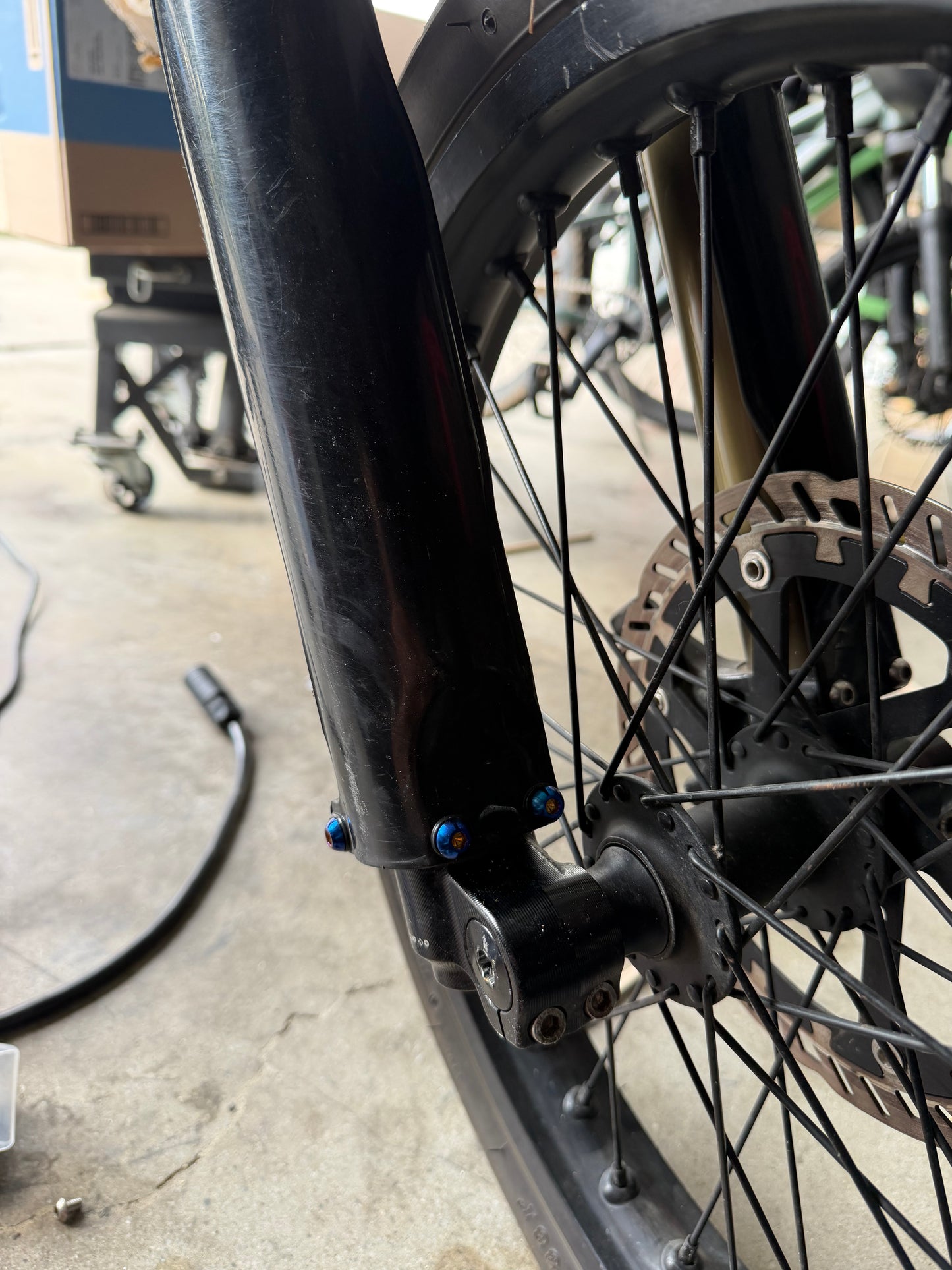 KKE suspension guard, titanium bolts￼