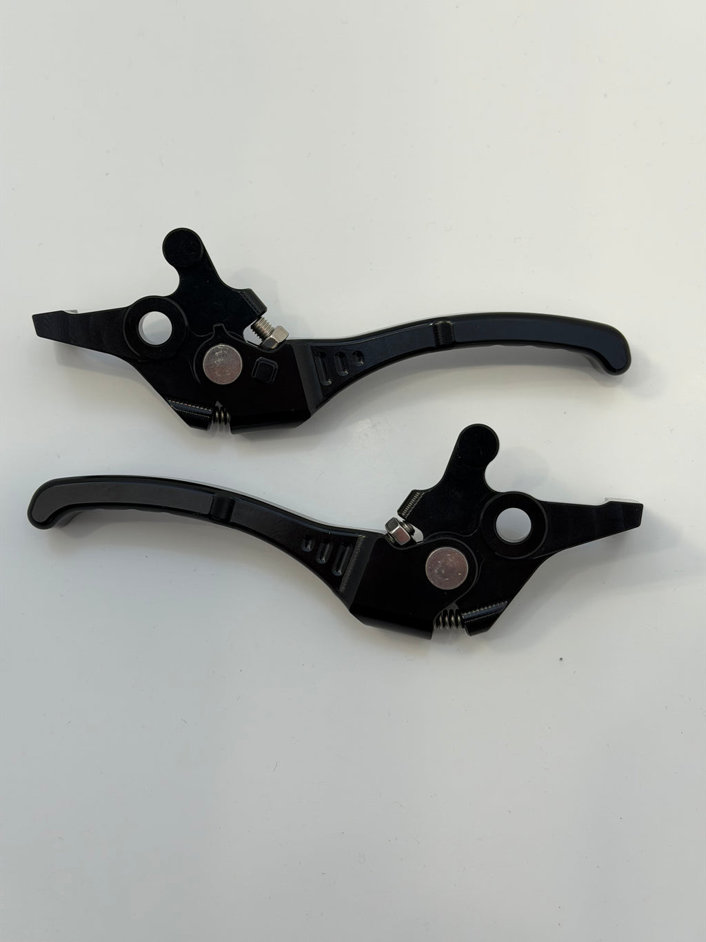 Black ultra bee brake levers ￼