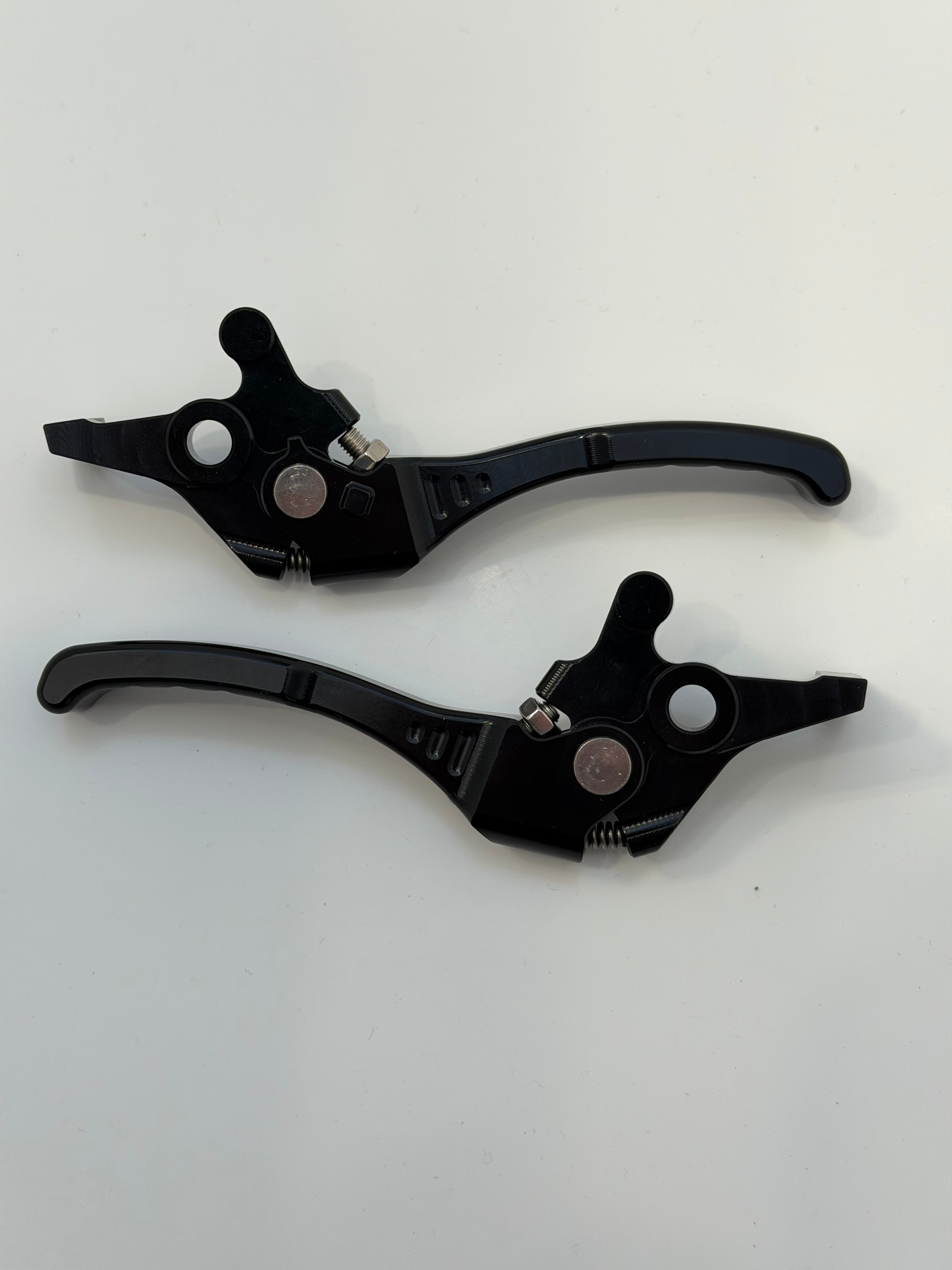 Black ultra bee brake levers ￼